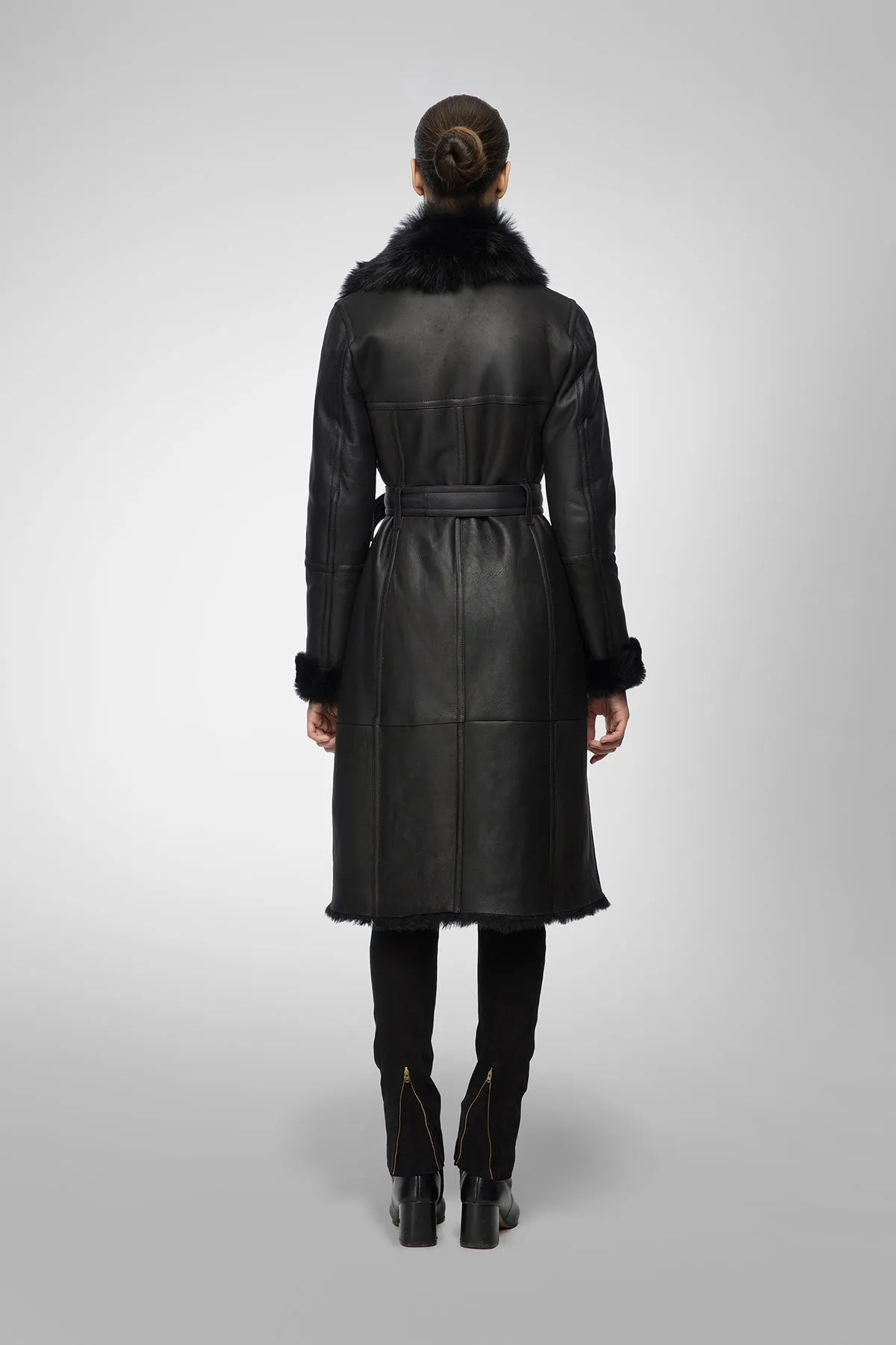 Arthemisia - Black Shearling Coat