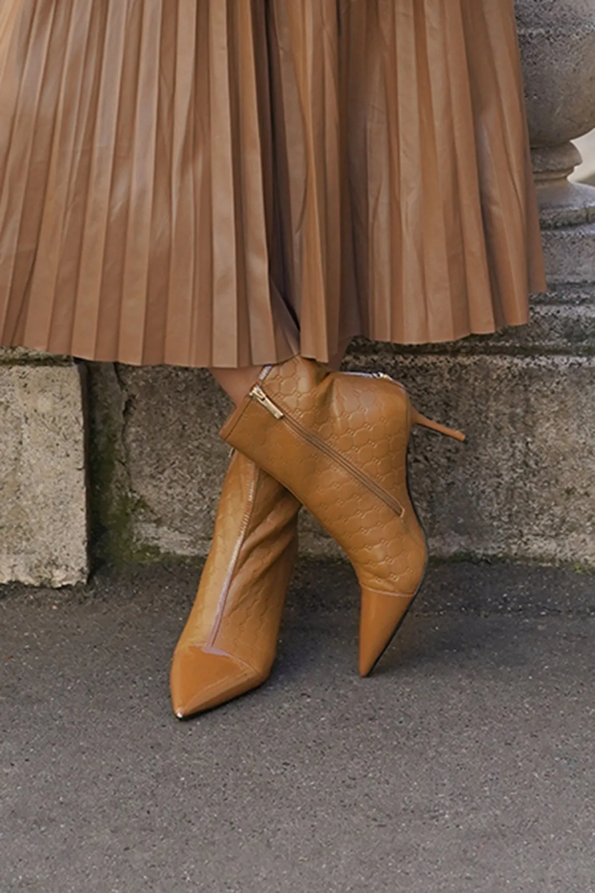 Beverly Ankle Boots - Brown