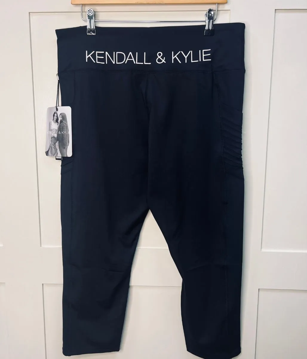 Black/White Kendall & Kylie High Waisted Leggings