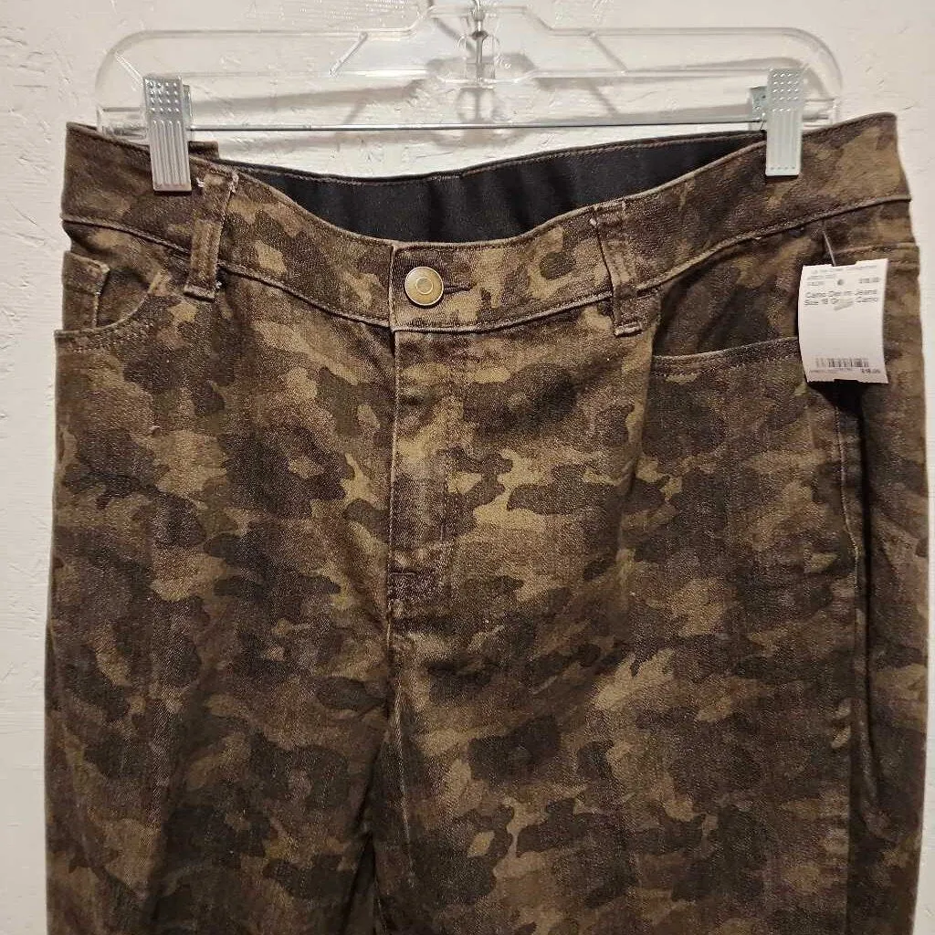 Camo Denim Jeans Size 18