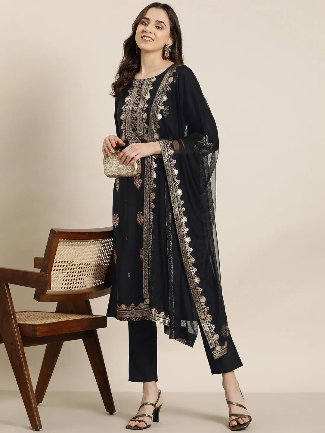 Ethnic Motifs Printed Staight Kurta with Trousers & Dupatta