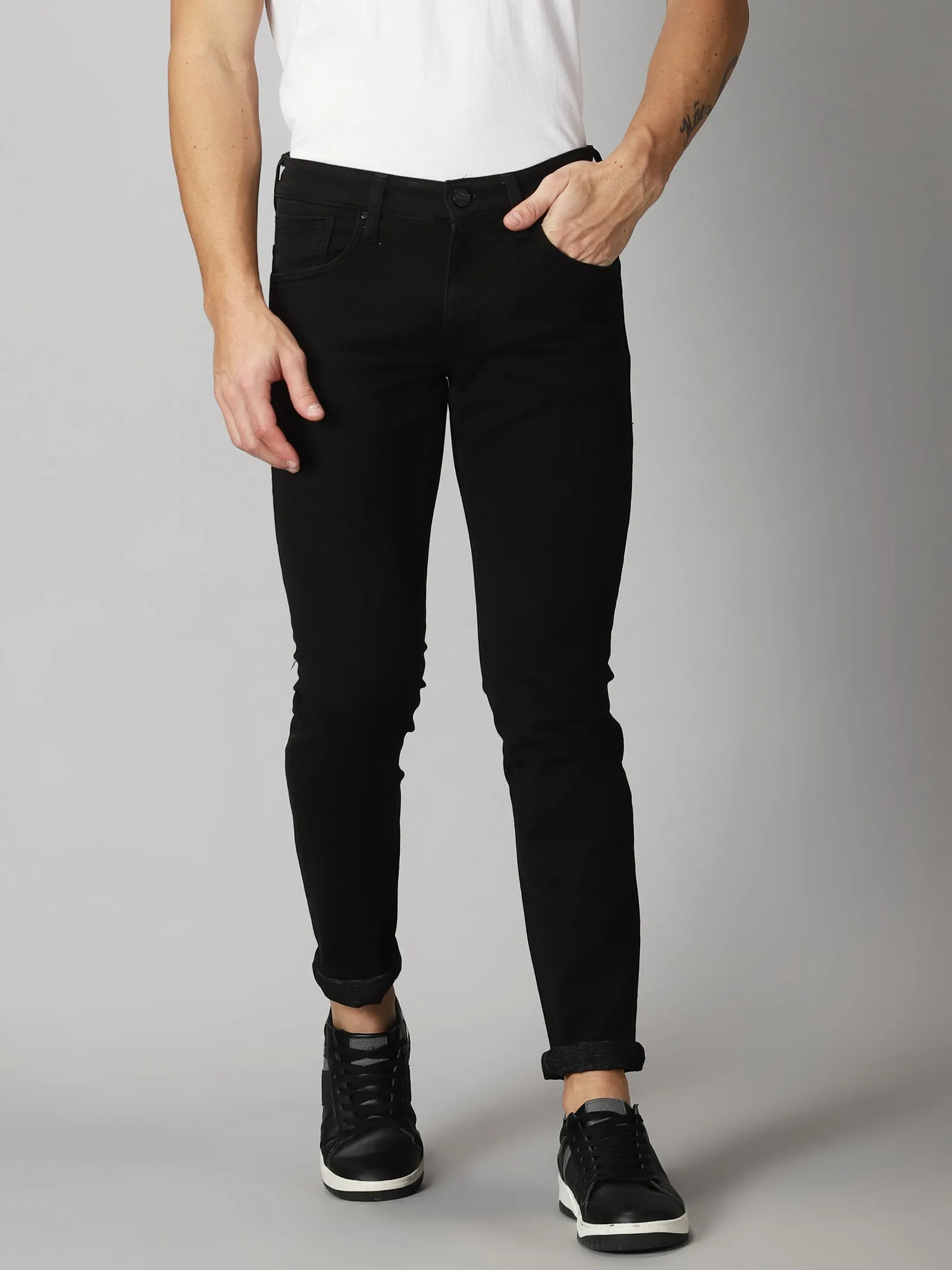 MEN'S BLACK SOLID JASON FIT JEANS