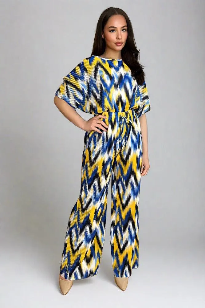 Multicolour Zig Zag Pattern Plisse Top And Trousers Set